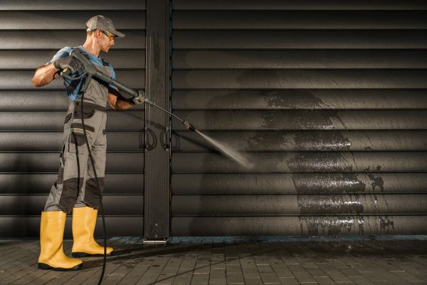 Cost of Garage Power Washing in Camas