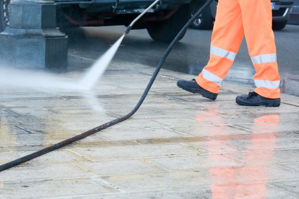 Cost of Concrete Jet Washing in Camas
