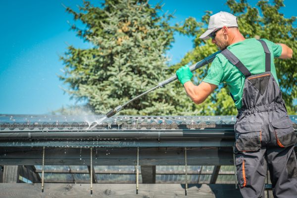 Cost of Gutter Power Washing in Camas