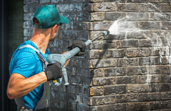 Cost of Brick Wall Cleaning in Camas