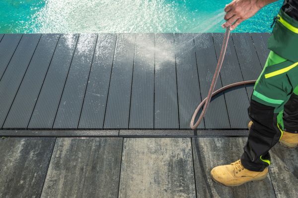 Cost of Pool Area Pressure Cleaning in Camas