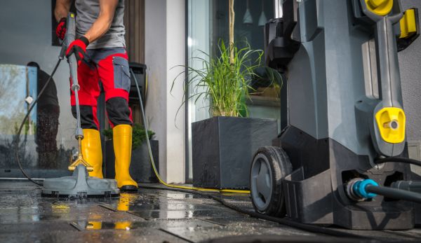 Commercial Pressure Cleaning in Camas