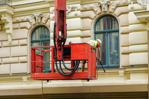 Cost of Building Power Washing in Camas