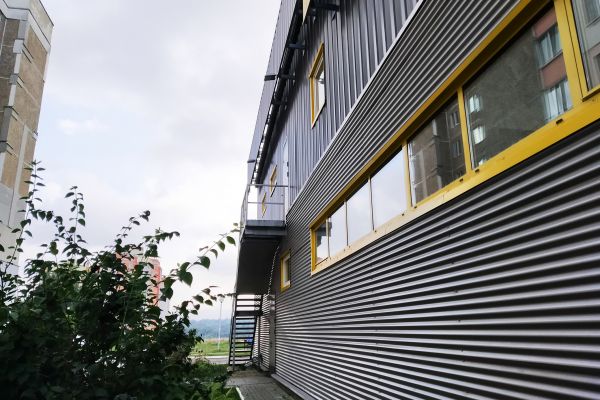 Cost of Aluminum Siding Cleaning in Camas