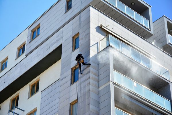 Cost of Condo Pressure Washing in Camas