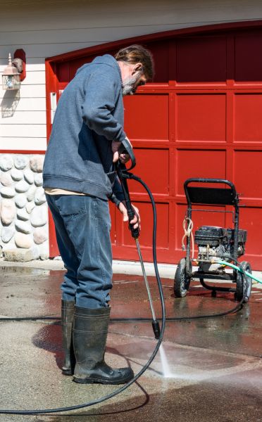 Cost of Driveway Pavement Cleaning in Camas