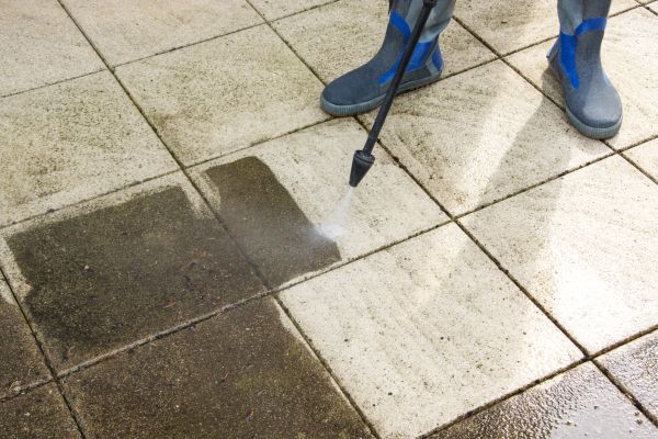 Cost of Outdoor Concrete Cleaning in Camas