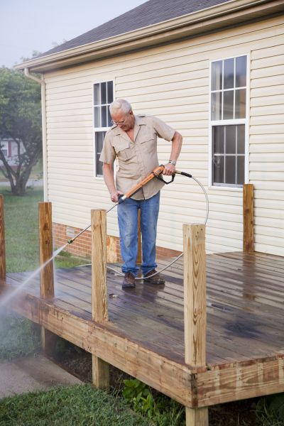 Cost of Deck Mold Cleaning in Camas